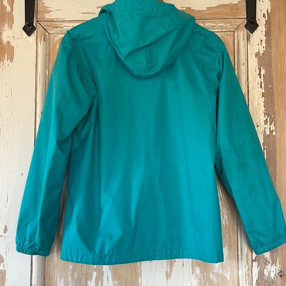 The Northface Girls Raincoat - Picture 7 of 7